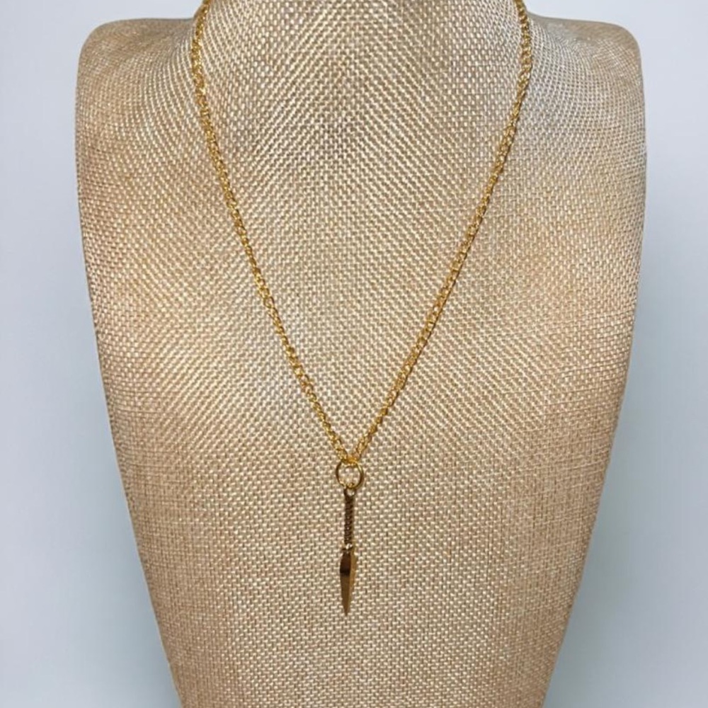 Simple styled jewelry